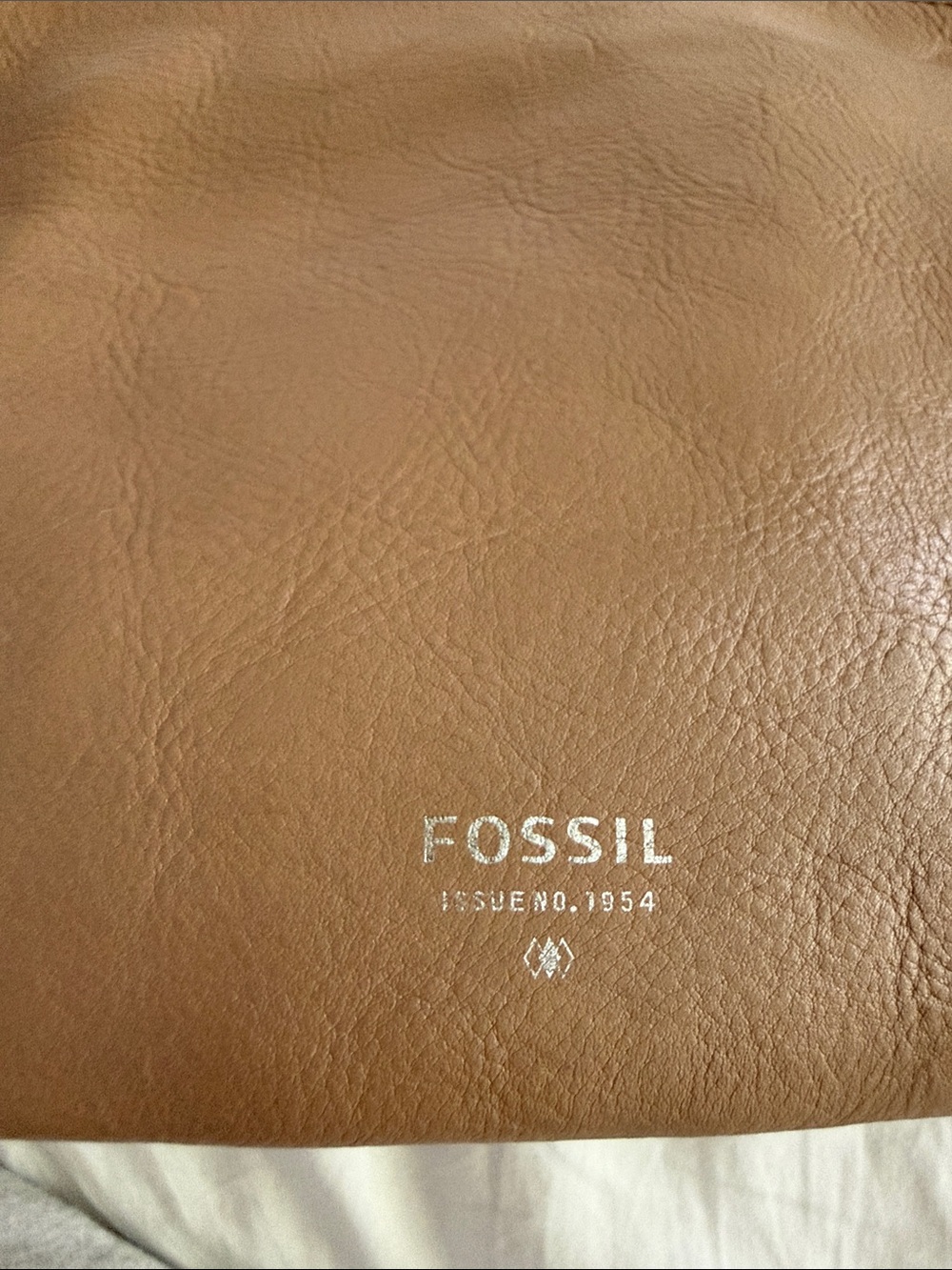 Fossil Fiona Leather Crossbody Bag with Adjustable Strap‎ Tan - Picture 2 of 10